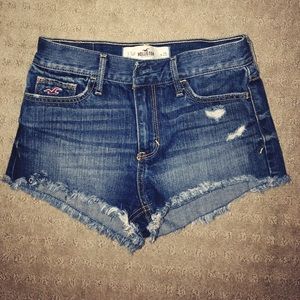 dark washed high waisted jean shorts